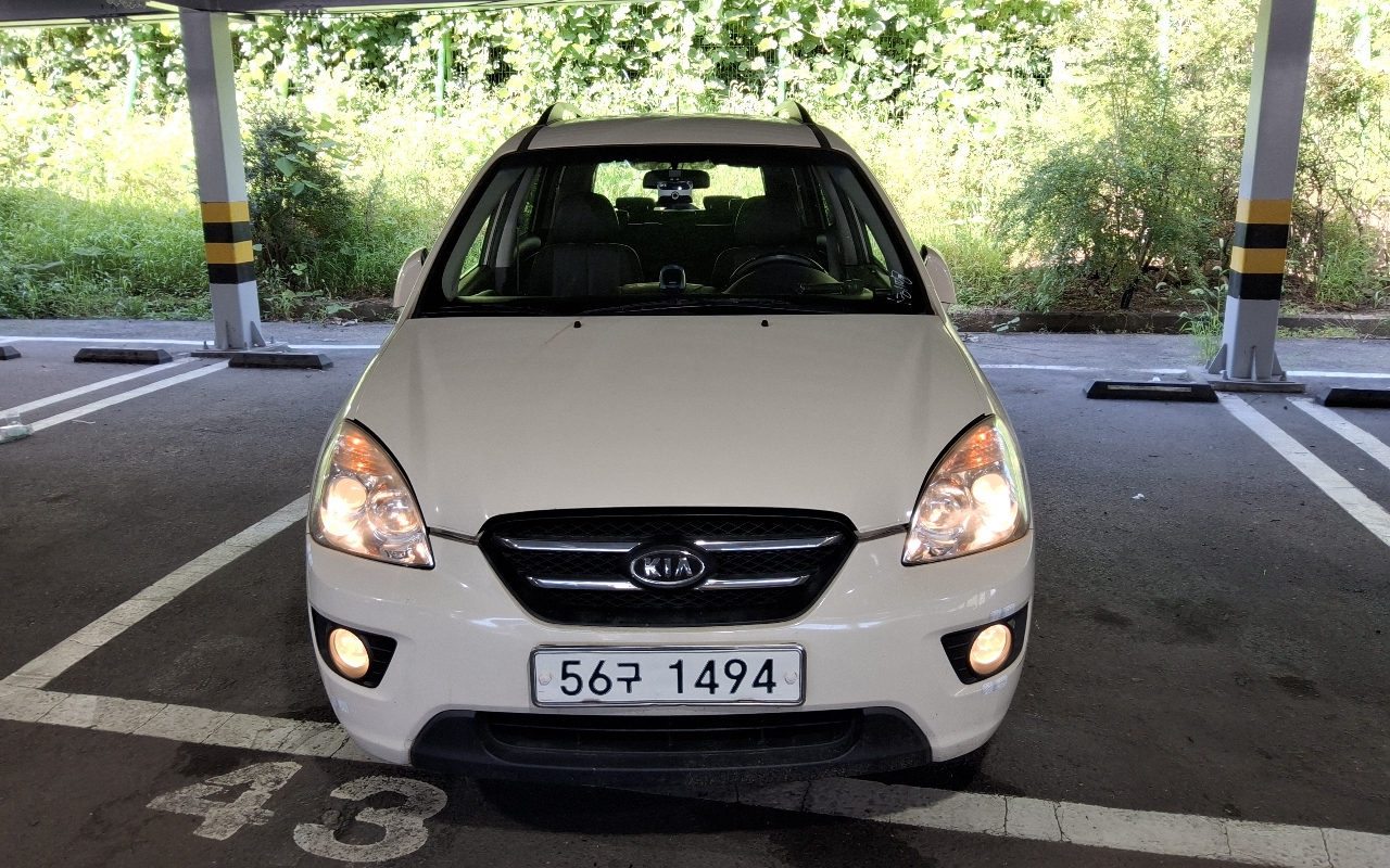 KIA New Carens 2.0 LPI