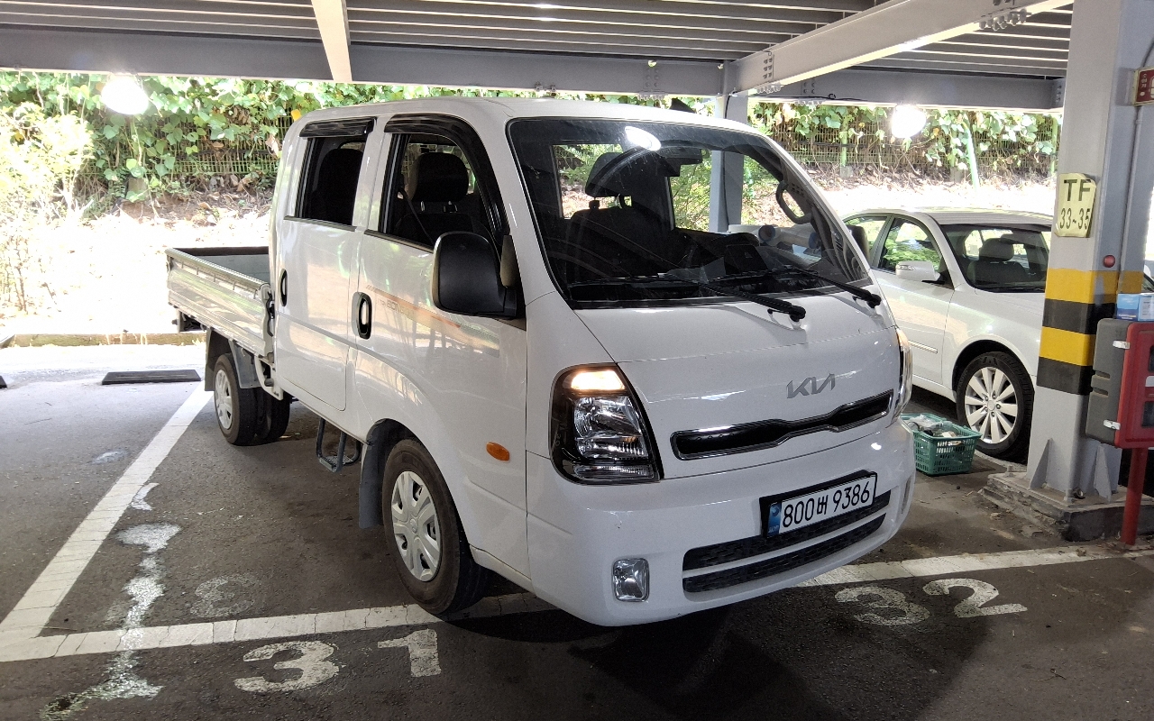 KIA The New Bongo Ⅲ Cargo 1t LPG Double Cab