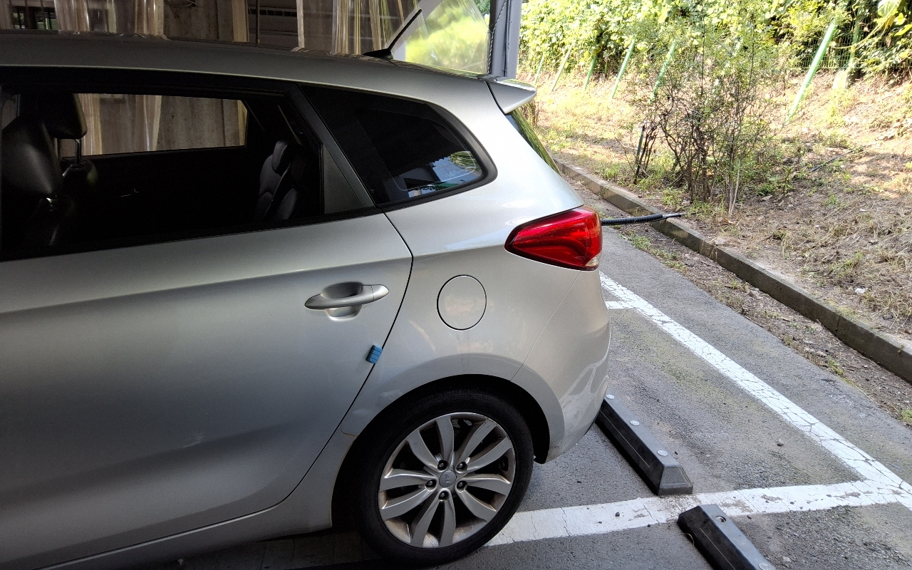 KIA All New Carens 2.0 LPI