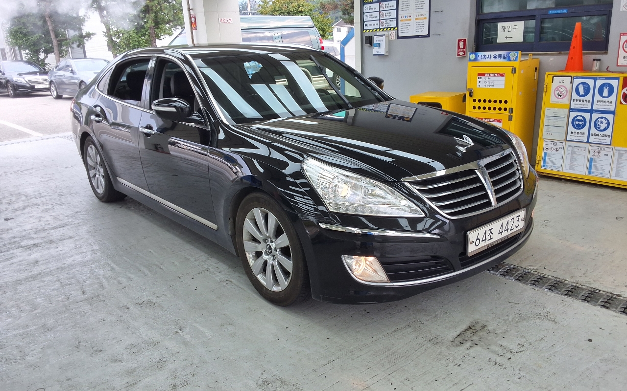 HYUNDAI Ecuus (New Model) VS380