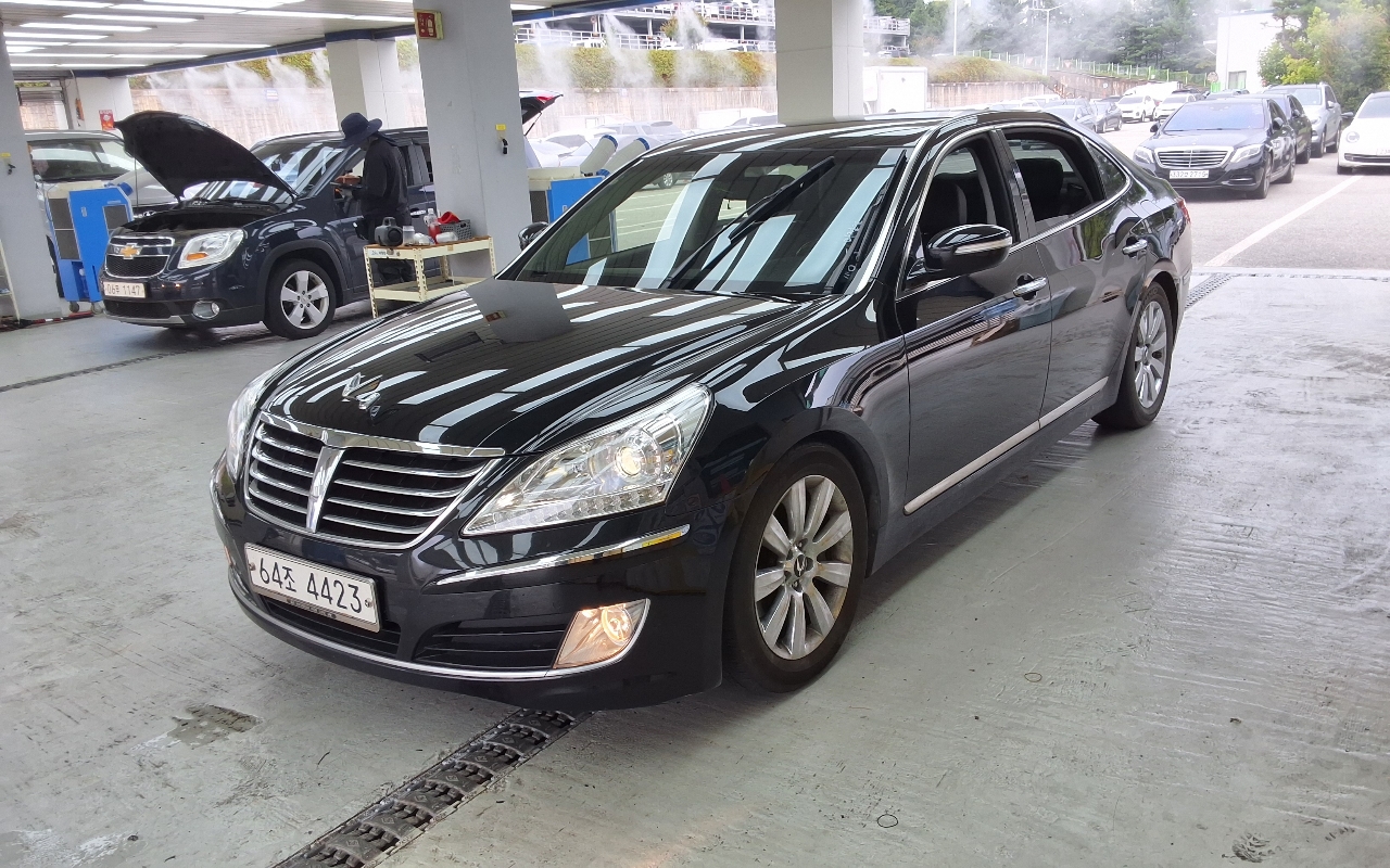 HYUNDAI Ecuus (New Model) VS380