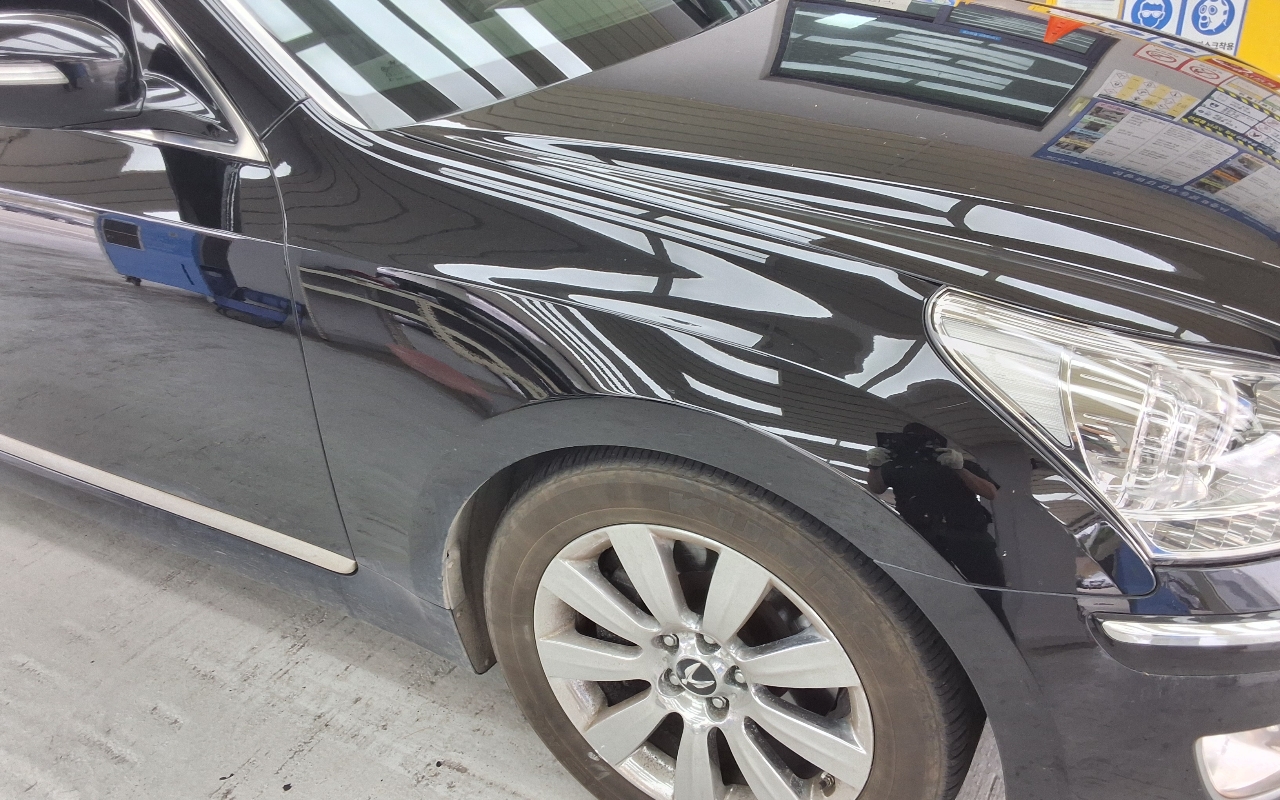 HYUNDAI Ecuus (New Model) VS380