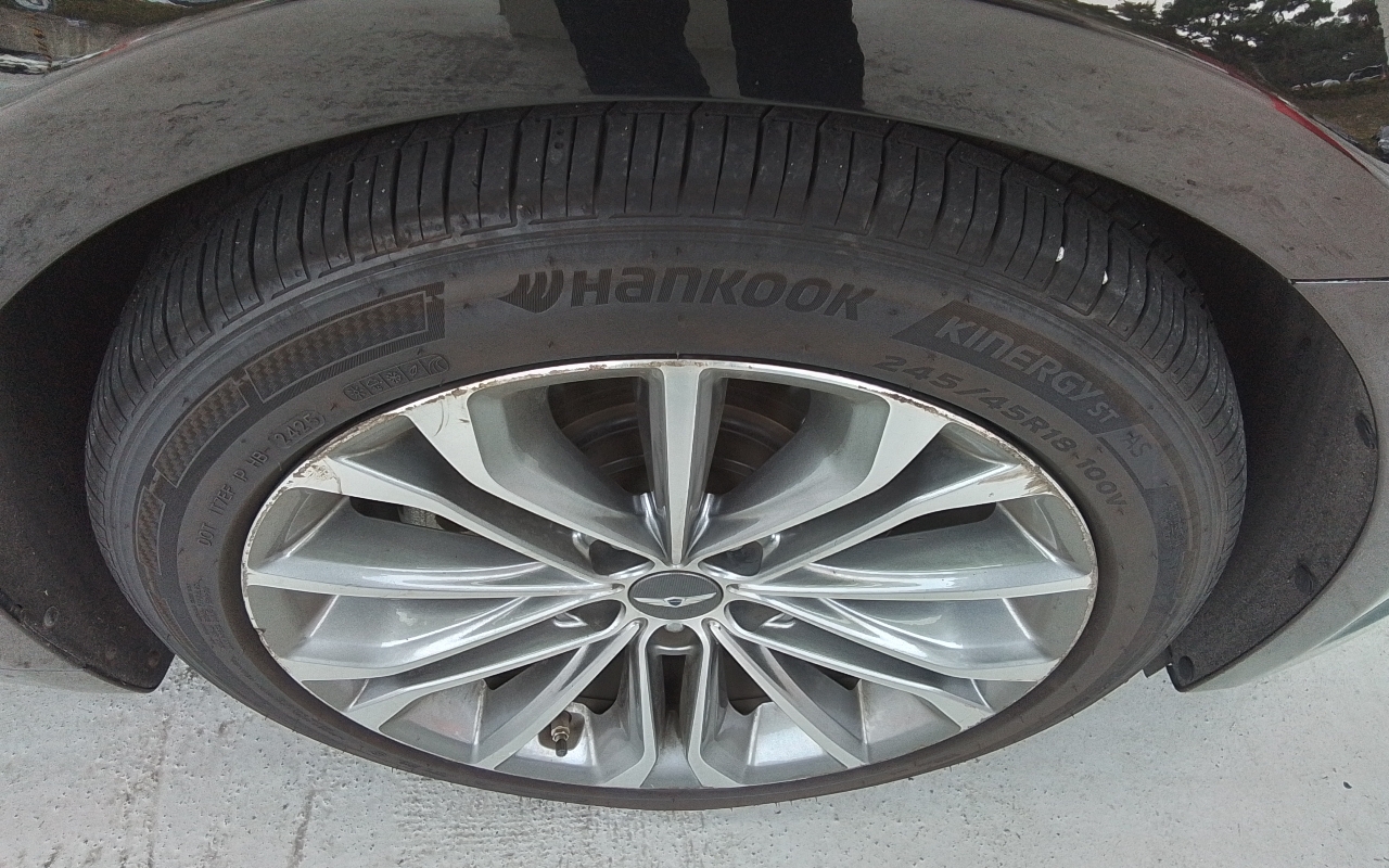 HYUNDAI Genesis DH G330