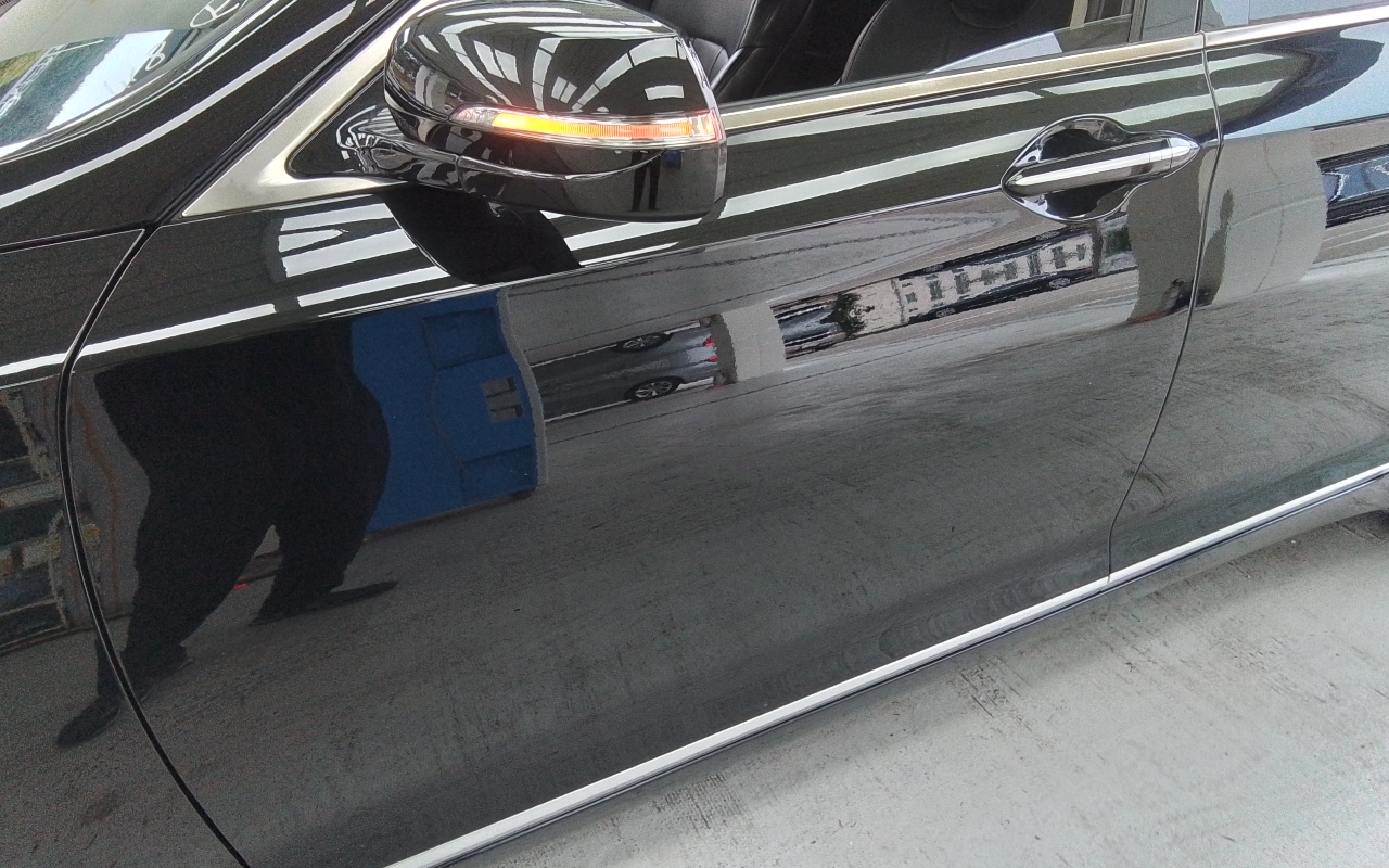HYUNDAI Genesis DH G330