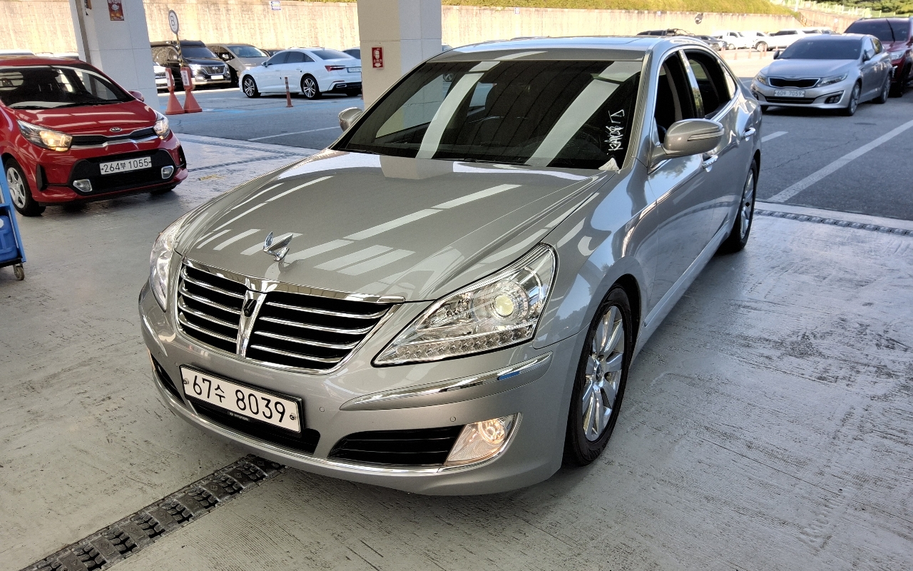 HYUNDAI Ecuus (New Model) VS380