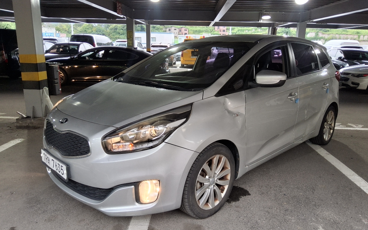 KIA All New Carens 2.0 LPI