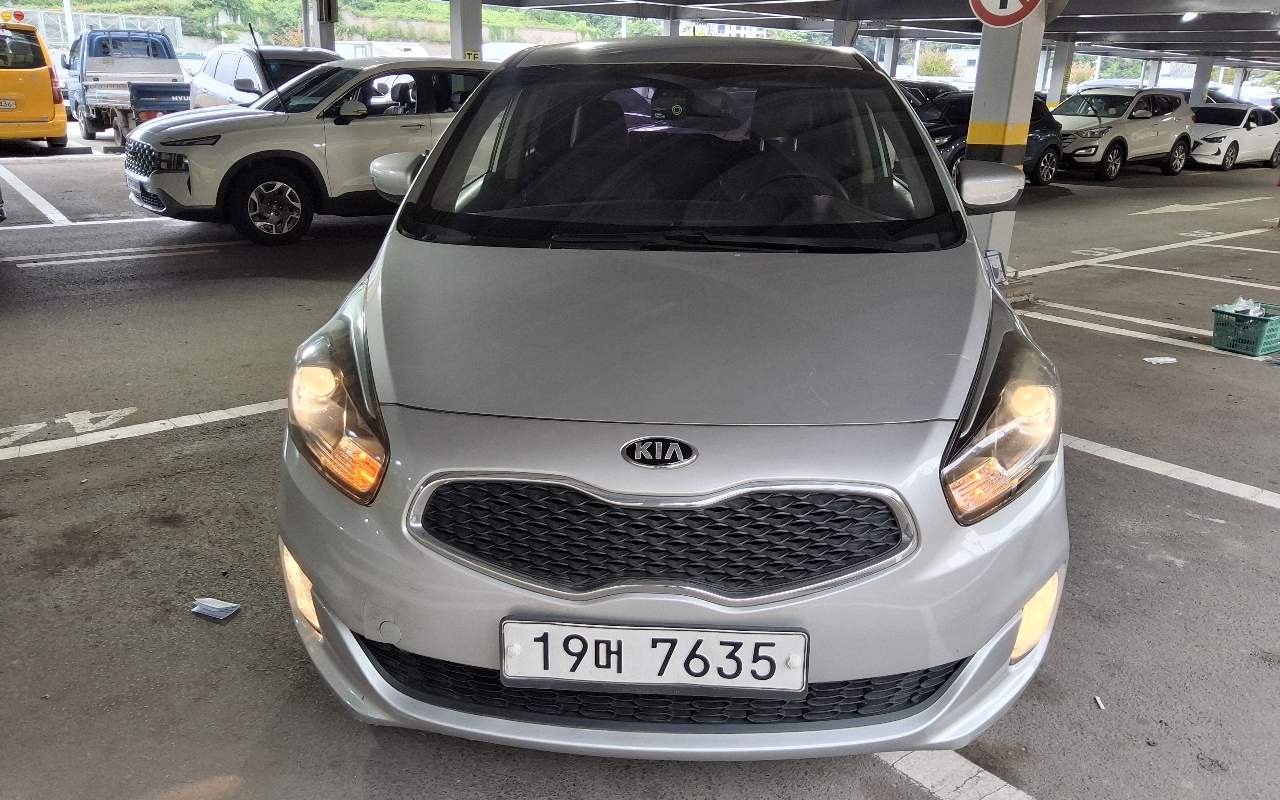 KIA All New Carens 2.0 LPI