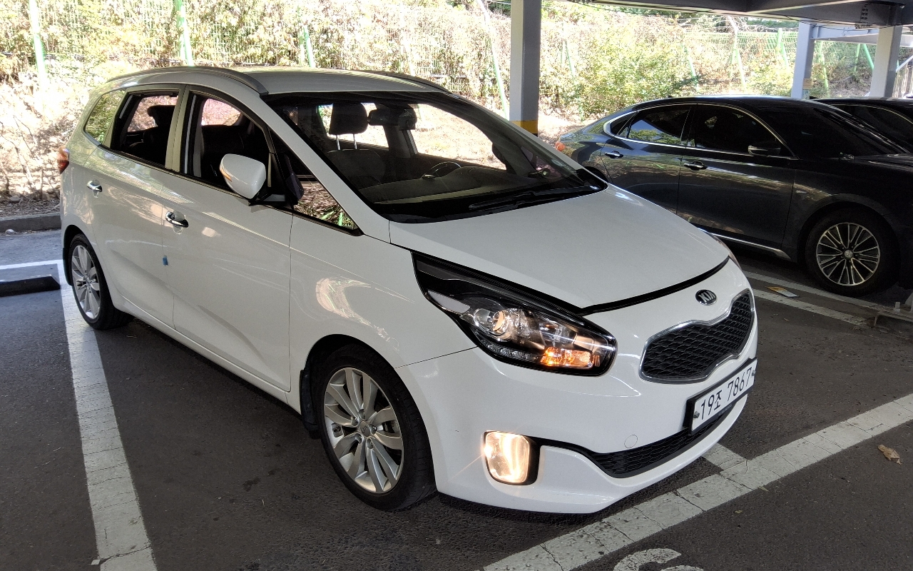 KIA All New Carens 1.7 VGT Diesel