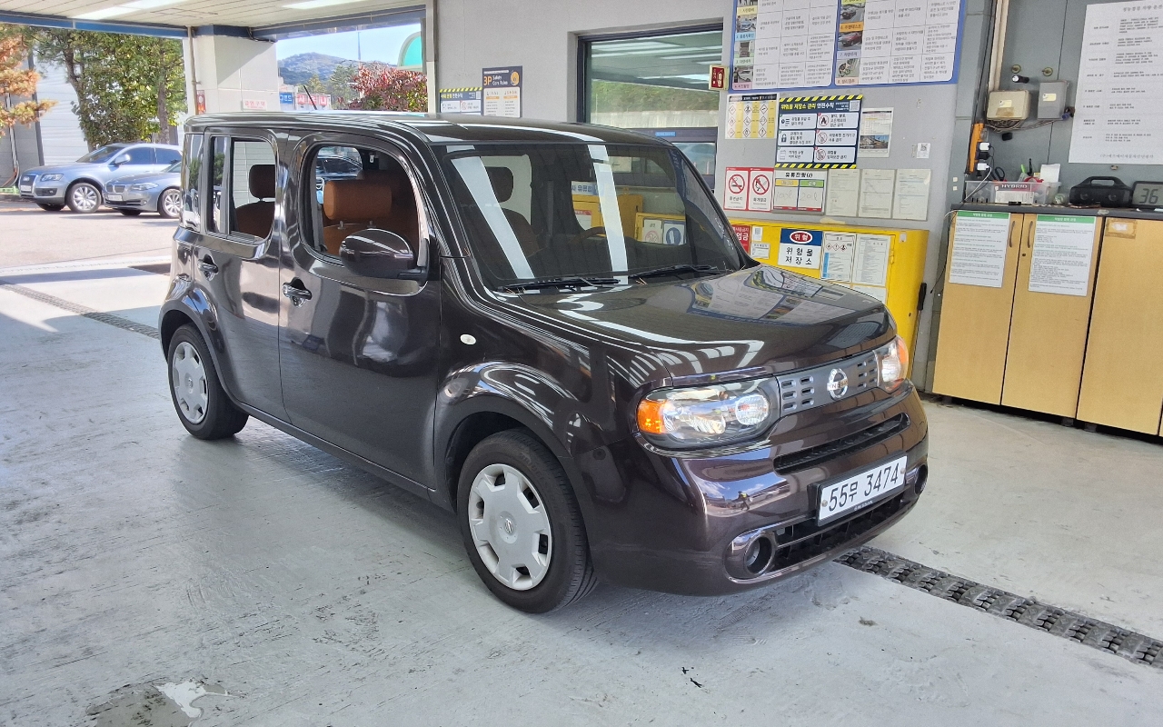 NISSAN Cube (3rd Generation) 1.8 NISSAN Cube (3rd Generation) 1.8