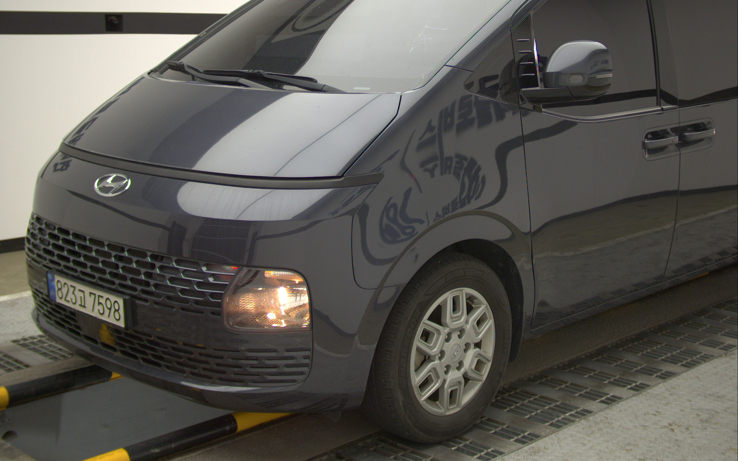 HYUNDAI Staria 2.2 Diesel Cargo 5-Seater