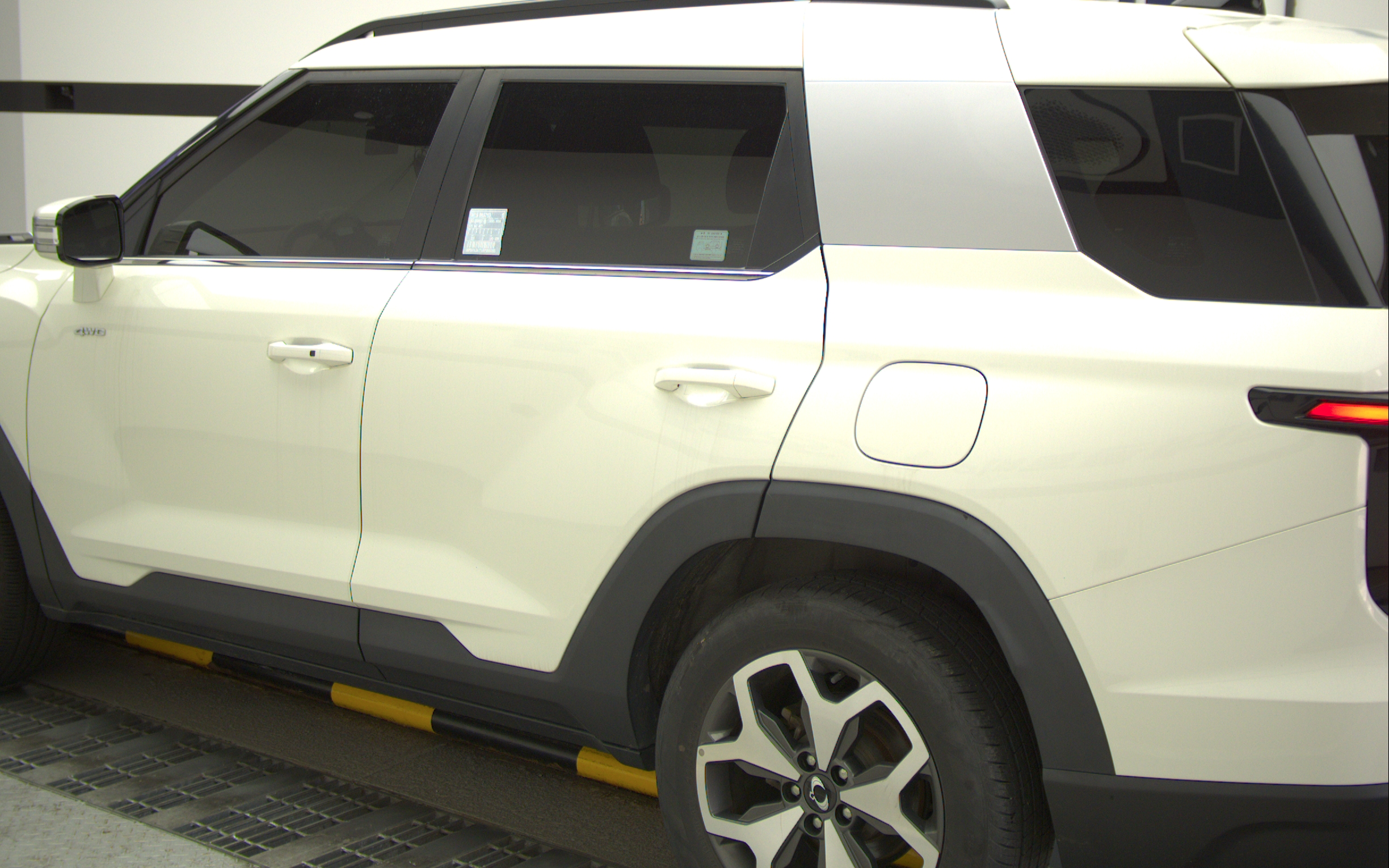 KG MOBILITY(SSANGYONG) Torres 1.5 GDI-T 4WD