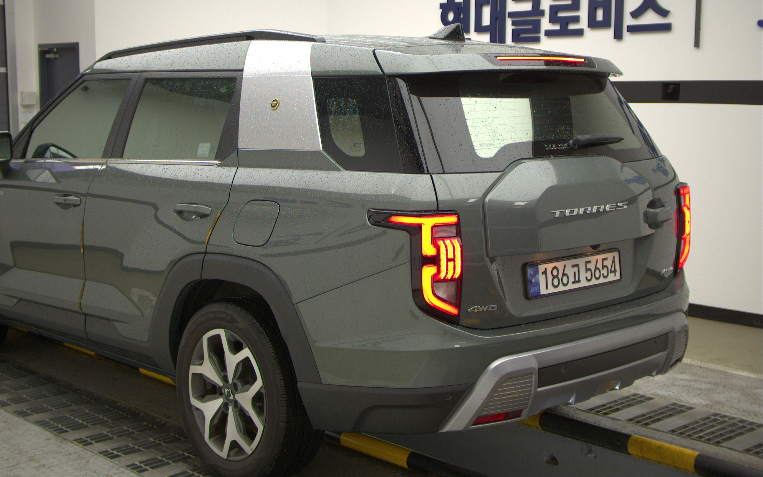 KG MOBILITY(SSANGYONG) Torres 1.5 GDI-T 4WD