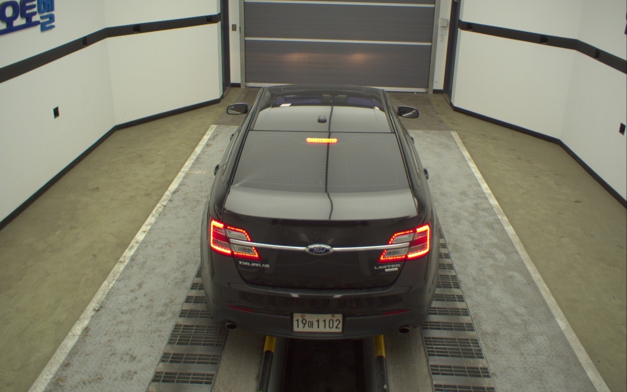 FORD Taurus (6th Generation) 2.0 Ecoboost