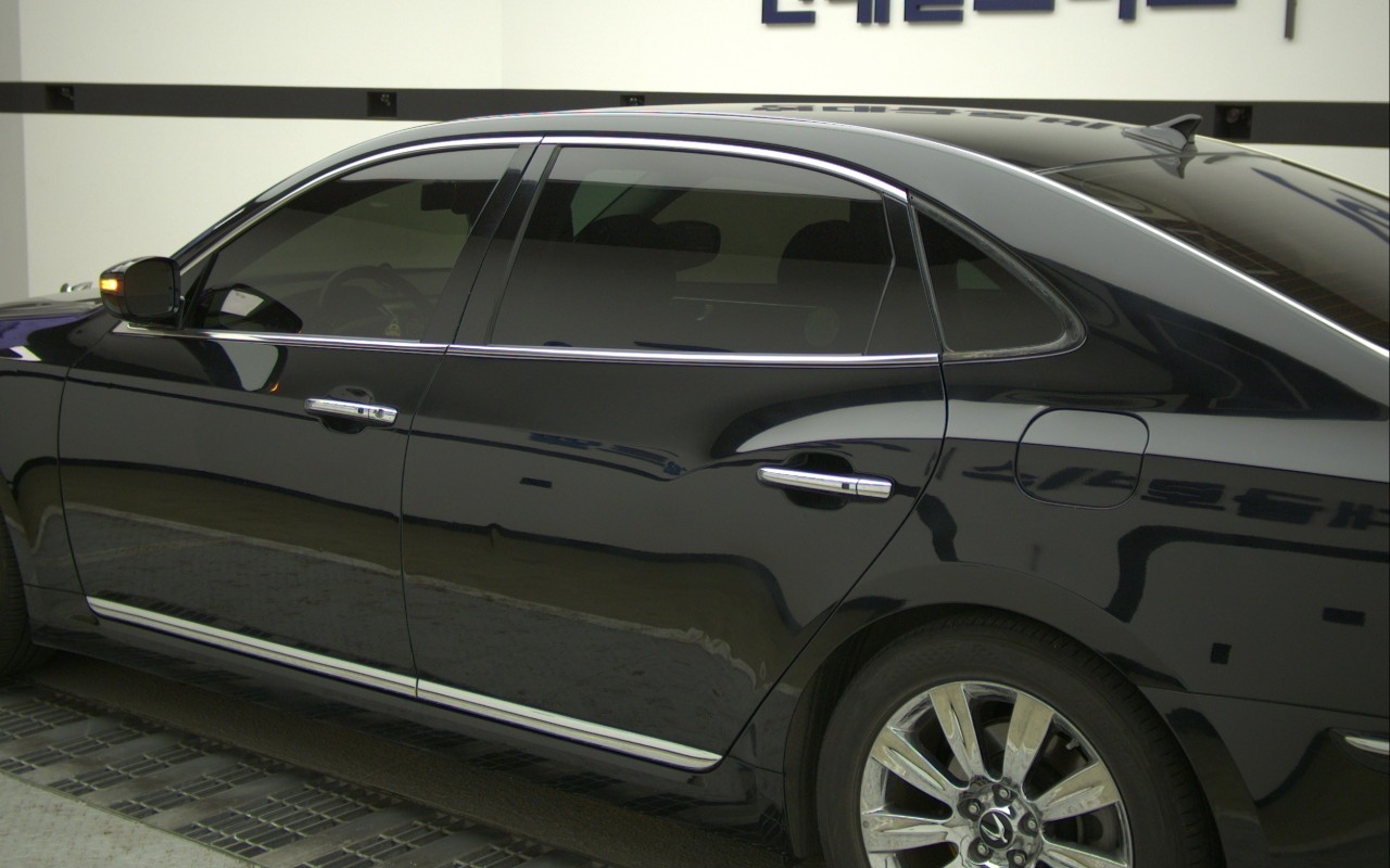 HYUNDAI Ecuus (New Model) VS380