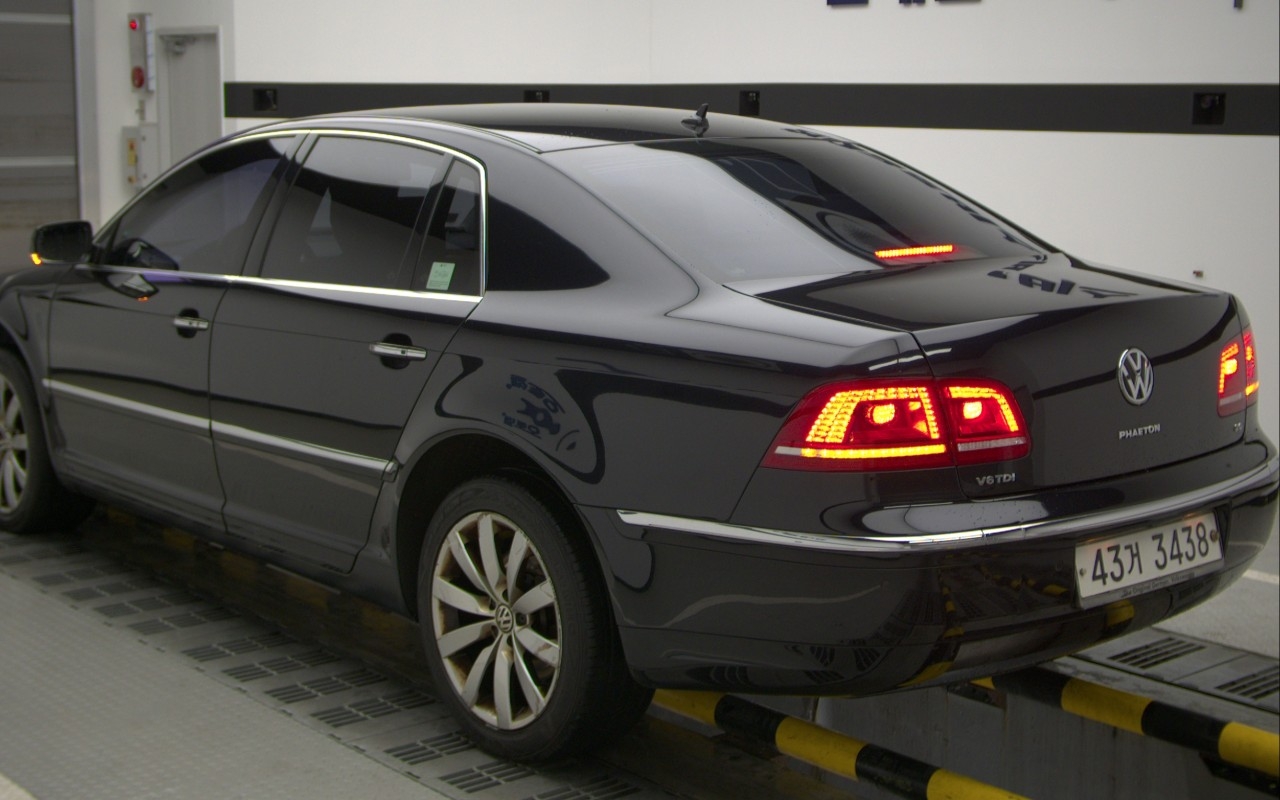 VOLKSWAGEN Phaeton V6 3.0 TDI
