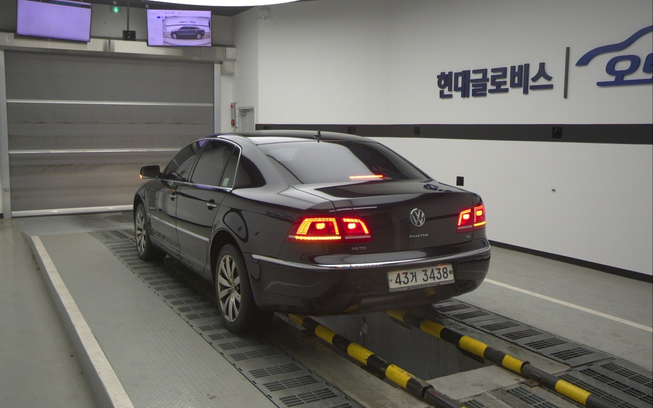 VOLKSWAGEN Phaeton V6 3.0 TDI