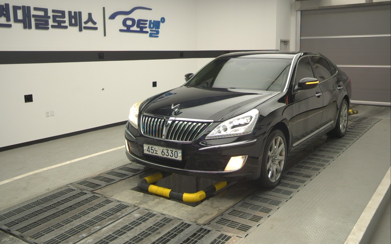 HYUNDAI Ecuus (New Model) VS500