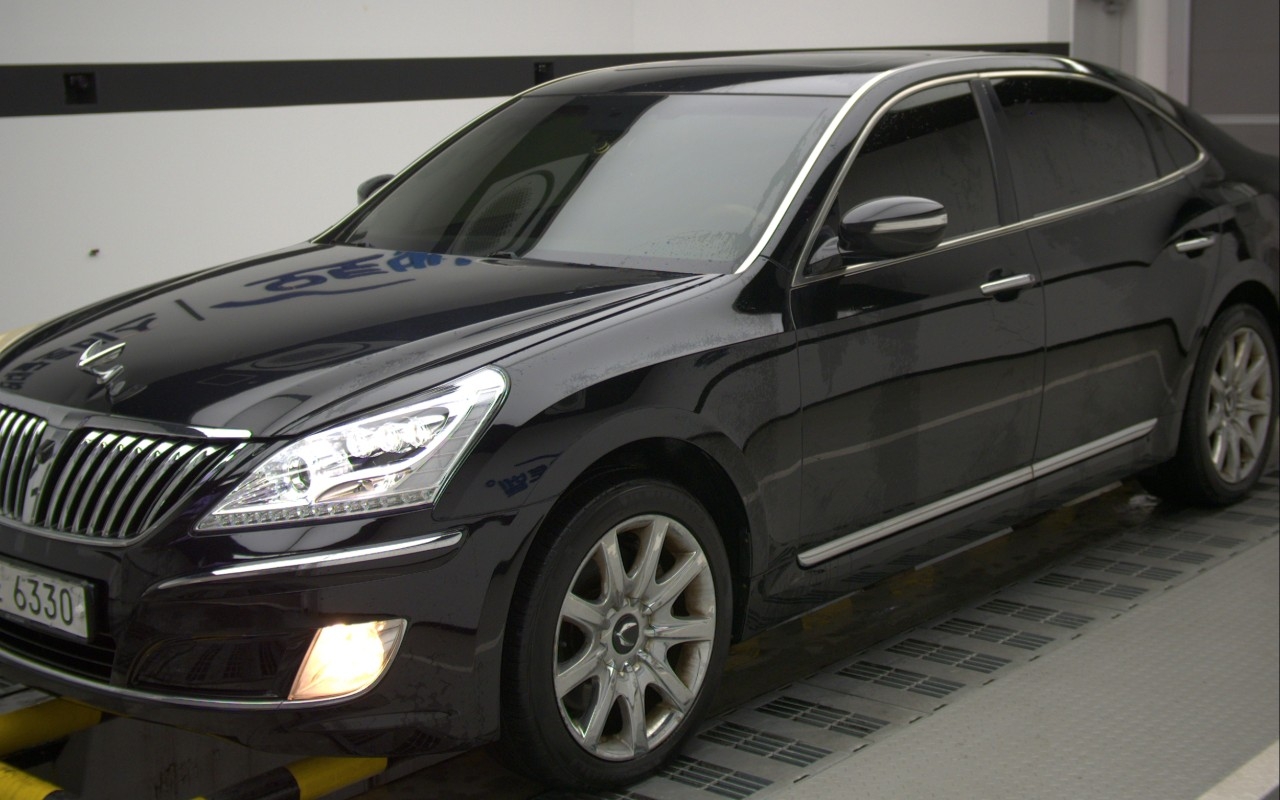 HYUNDAI Ecuus (New Model) VS500