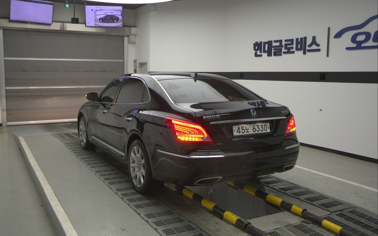 HYUNDAI Ecuus (New Model) VS500