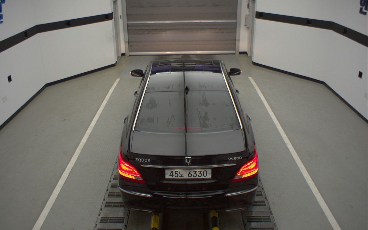 HYUNDAI Ecuus (New Model) VS500