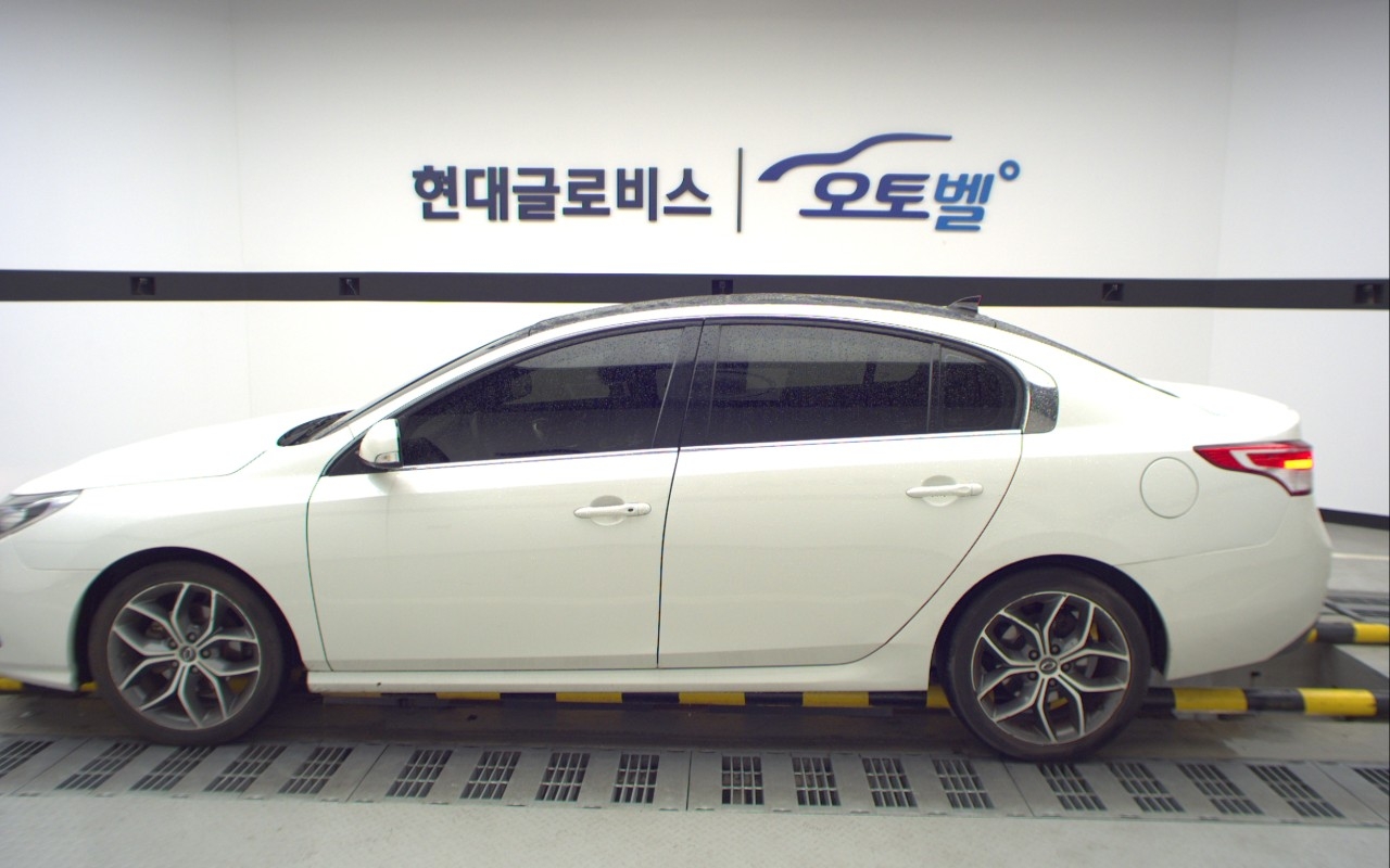RENAULT(SAMSUNG) New SM5 Platinum 2.0 LE