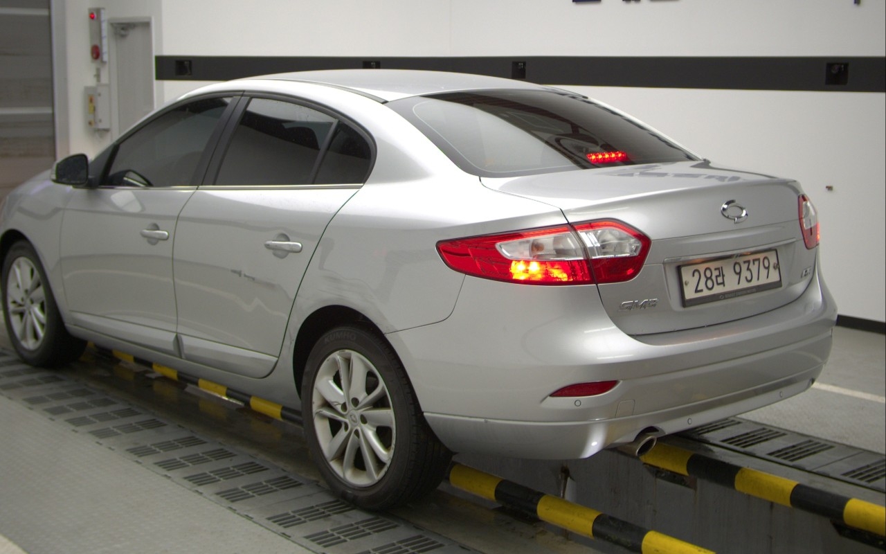 RENAULT(SAMSUNG) New SM3 1.6 RE