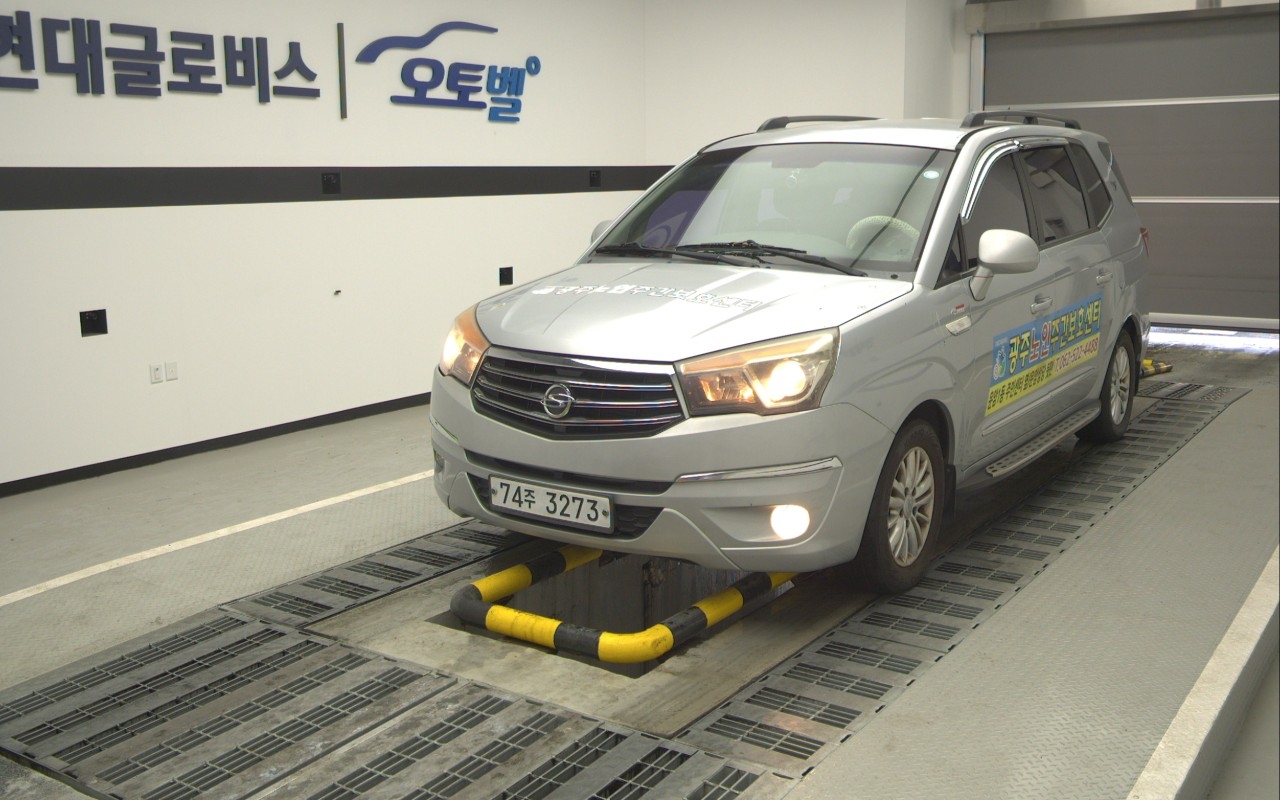 KG MOBILITY(SSANGYONG) Korando Turismo 2.0 4WD 11-Seater