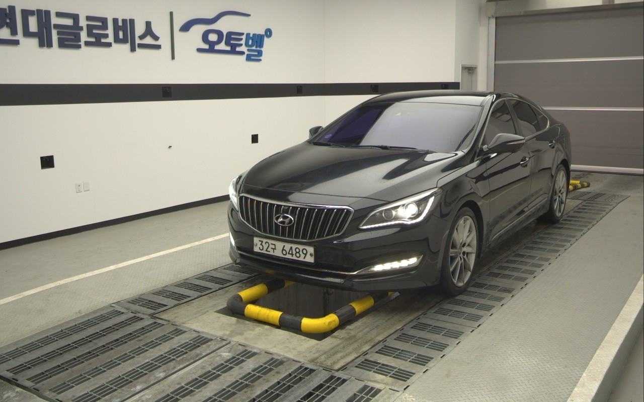 HYUNDAI Aslan G330