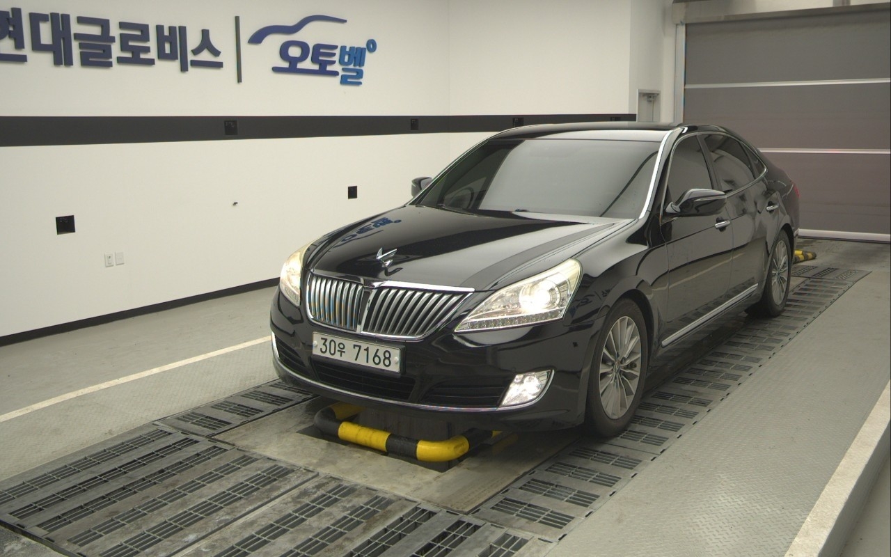 HYUNDAI Ecuus (New Model) VS380