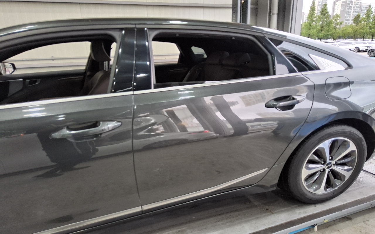 KIA K8 Hybrid HEV