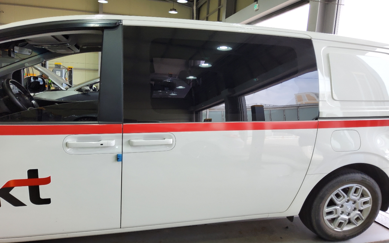 HYUNDAI Staria 2.2 Diesel Cargo 5-Seater