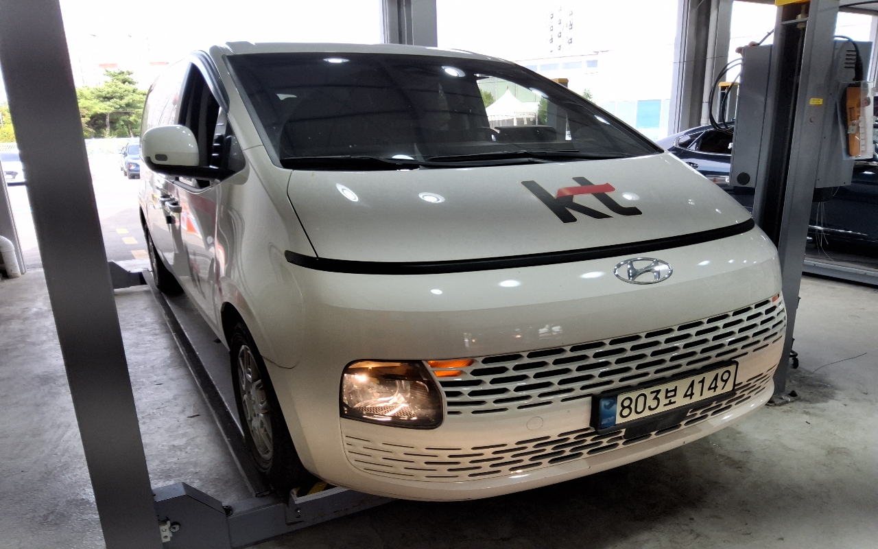 HYUNDAI Staria 2.2 Diesel Cargo 5-Seater