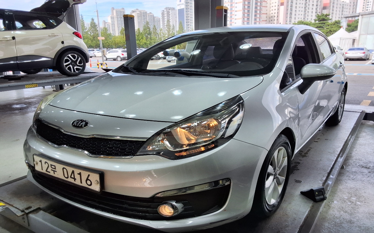 KIA The New Pride 4Door 1.6 GDI