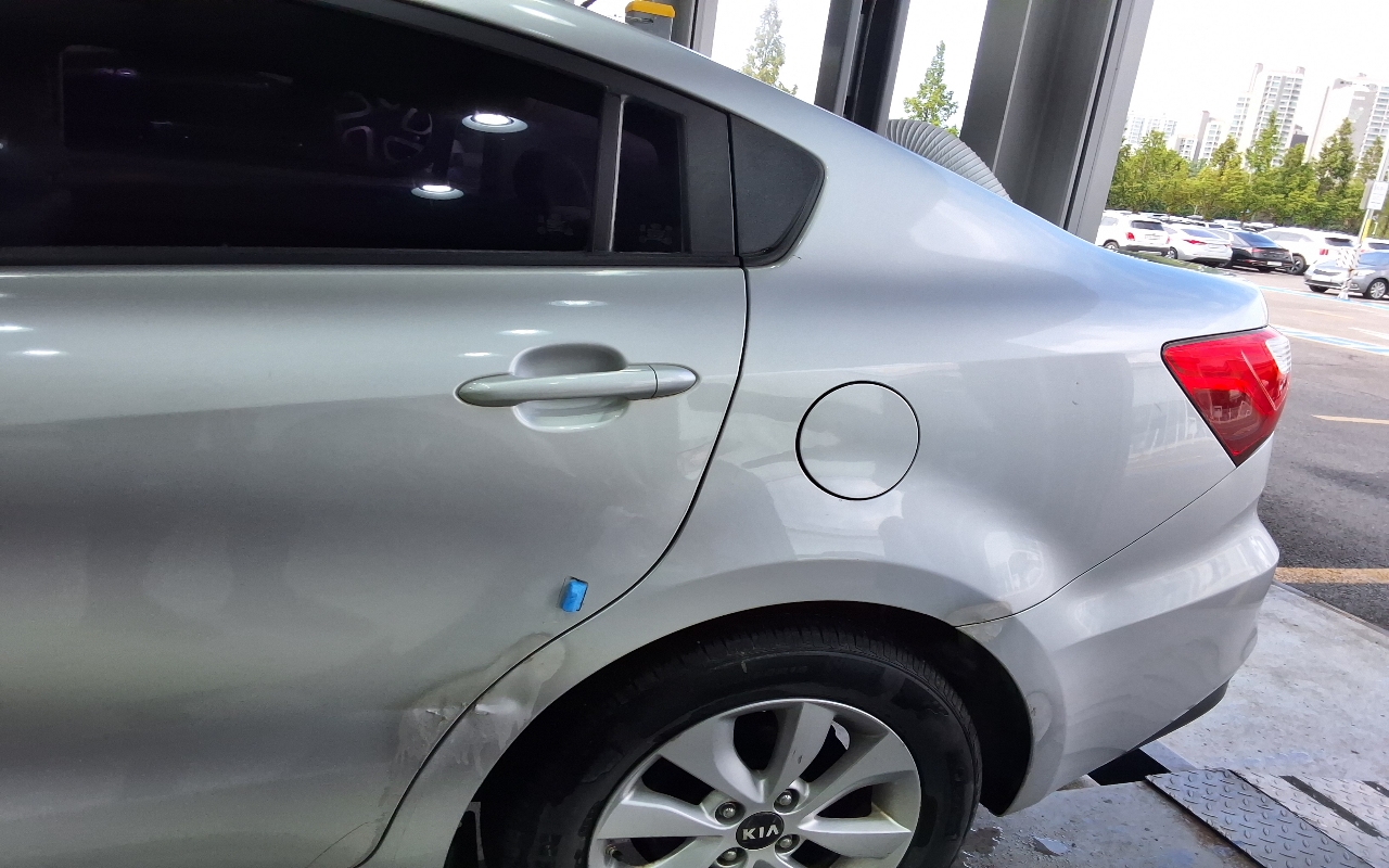 KIA The New Pride 4Door 1.6 GDI