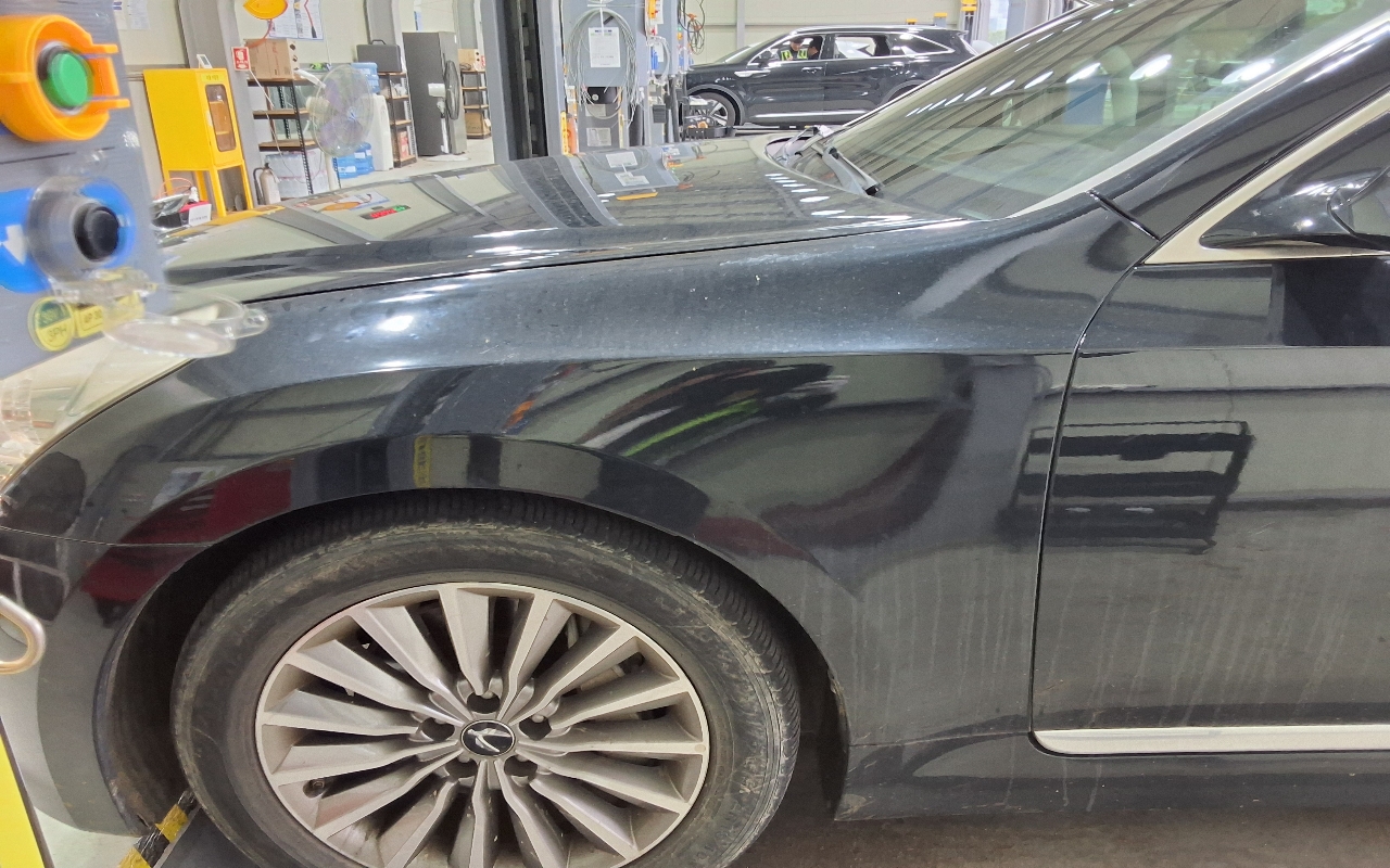 HYUNDAI Ecuus (New Model) VS380