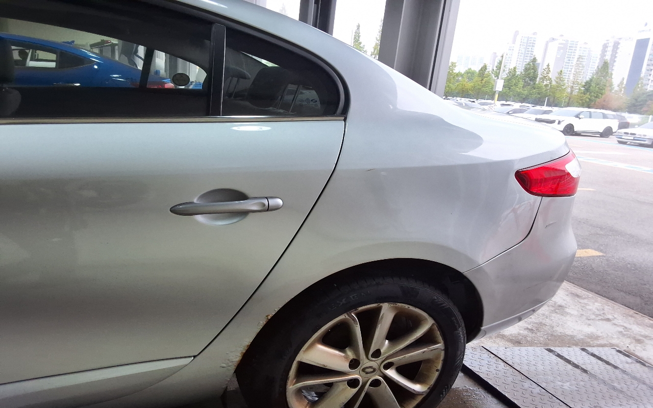 RENAULT(SAMSUNG) New SM3 1.6 LE