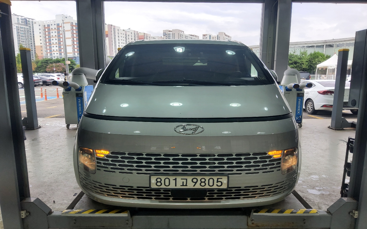 HYUNDAI Staria 2.2 Diesel Cargo 3-Seater