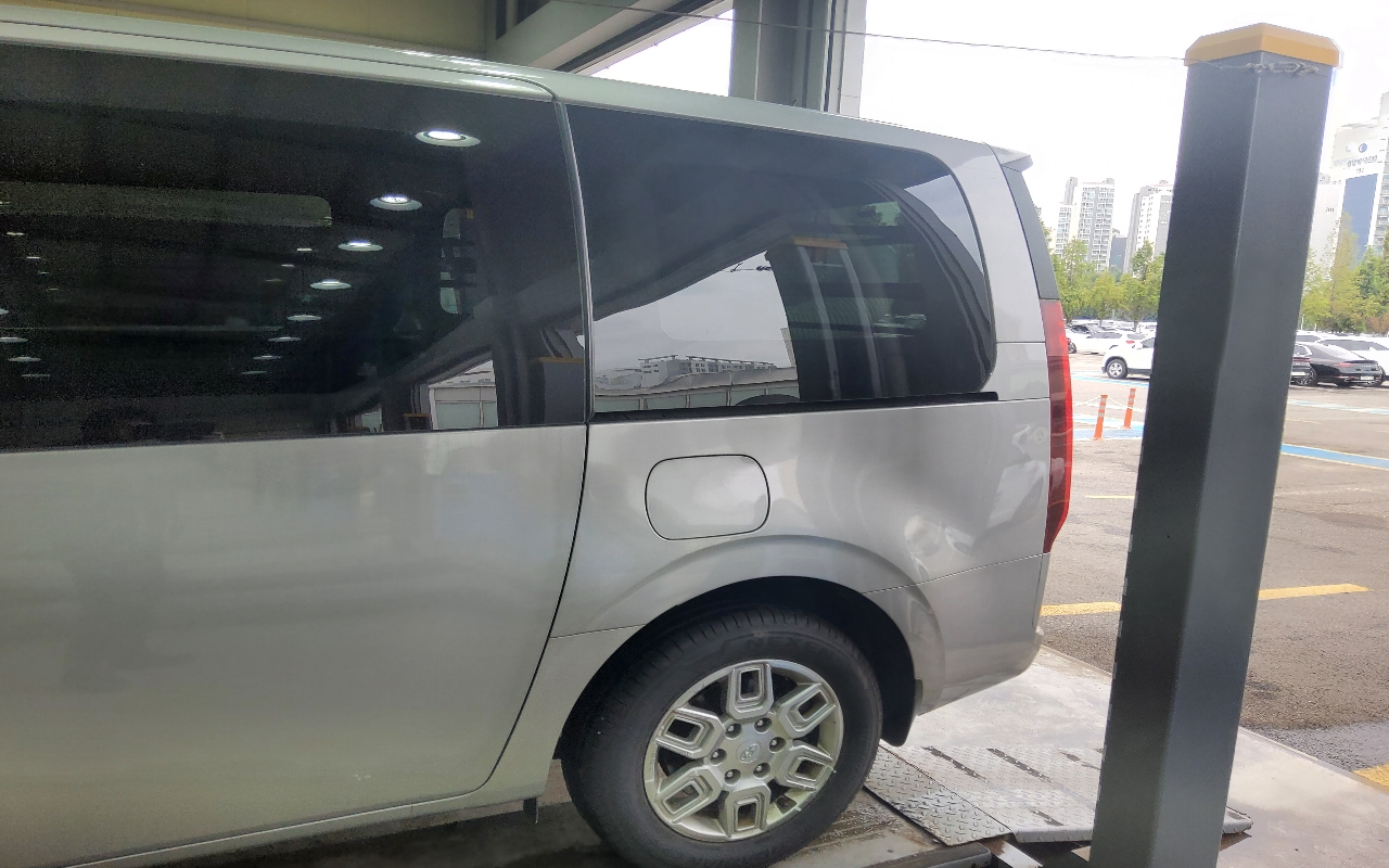 HYUNDAI Staria 2.2 Diesel Cargo 3-Seater