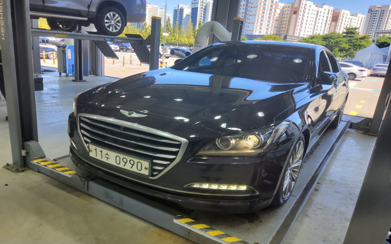 HYUNDAI Genesis DH G380 AWD