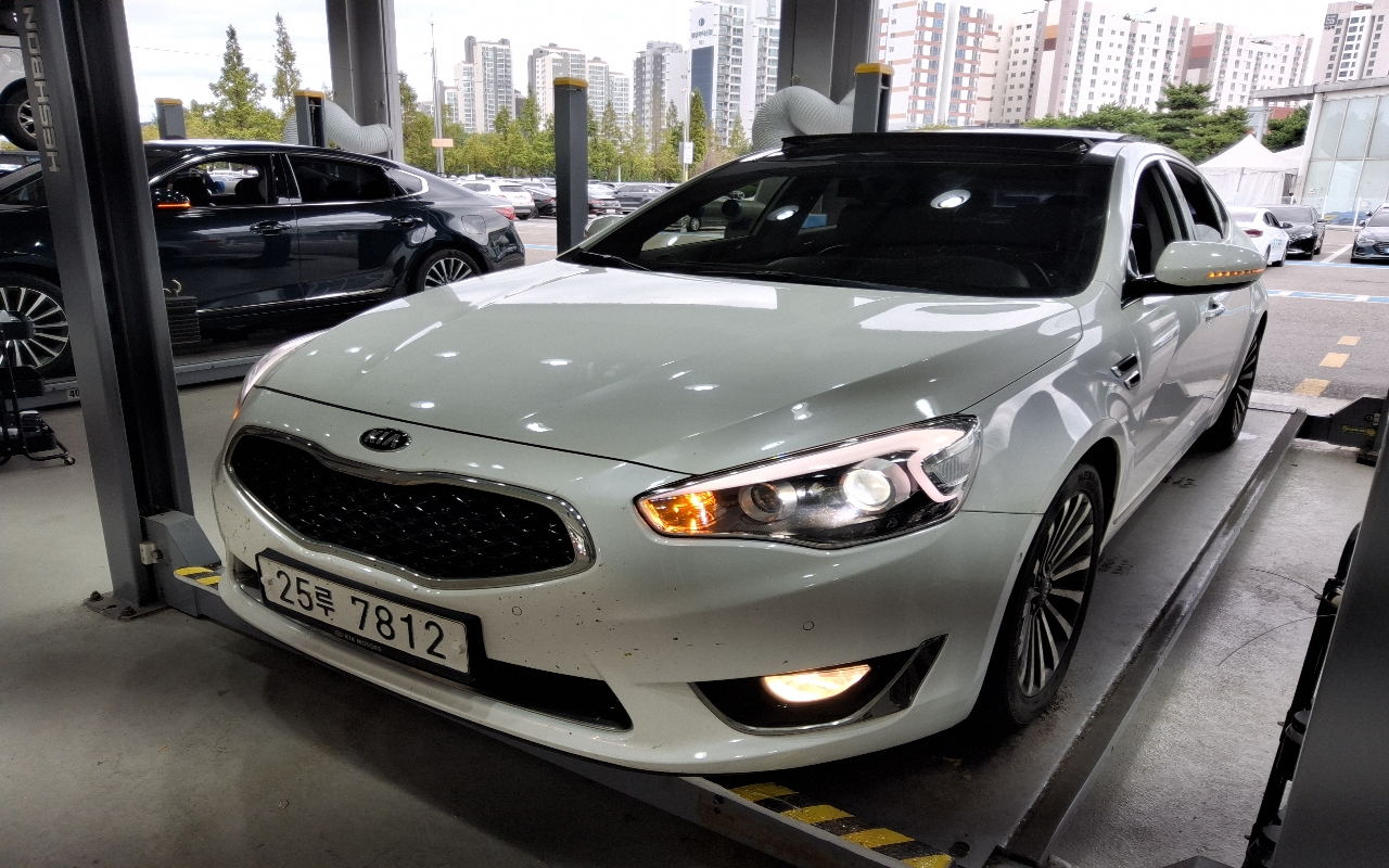 KIA The New K7 2.4 GDI
