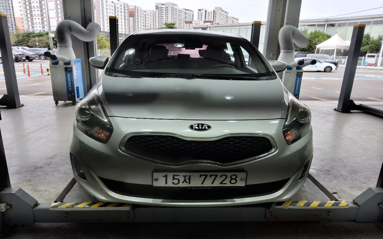 KIA All New Carens 2.0 LPI