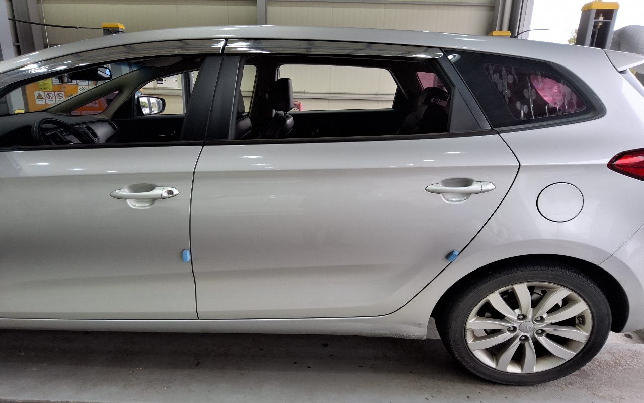 KIA All New Carens 2.0 LPI