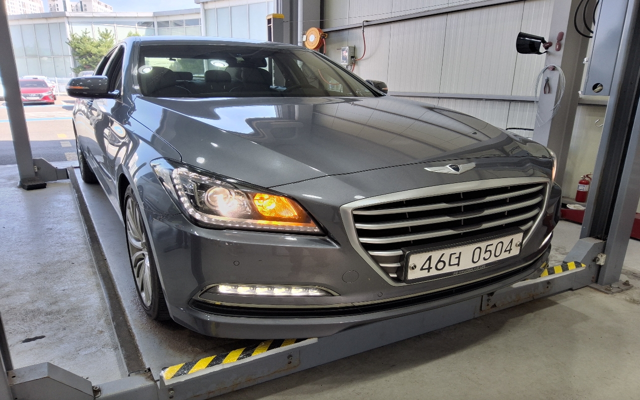 HYUNDAI Genesis DH G330 AWD