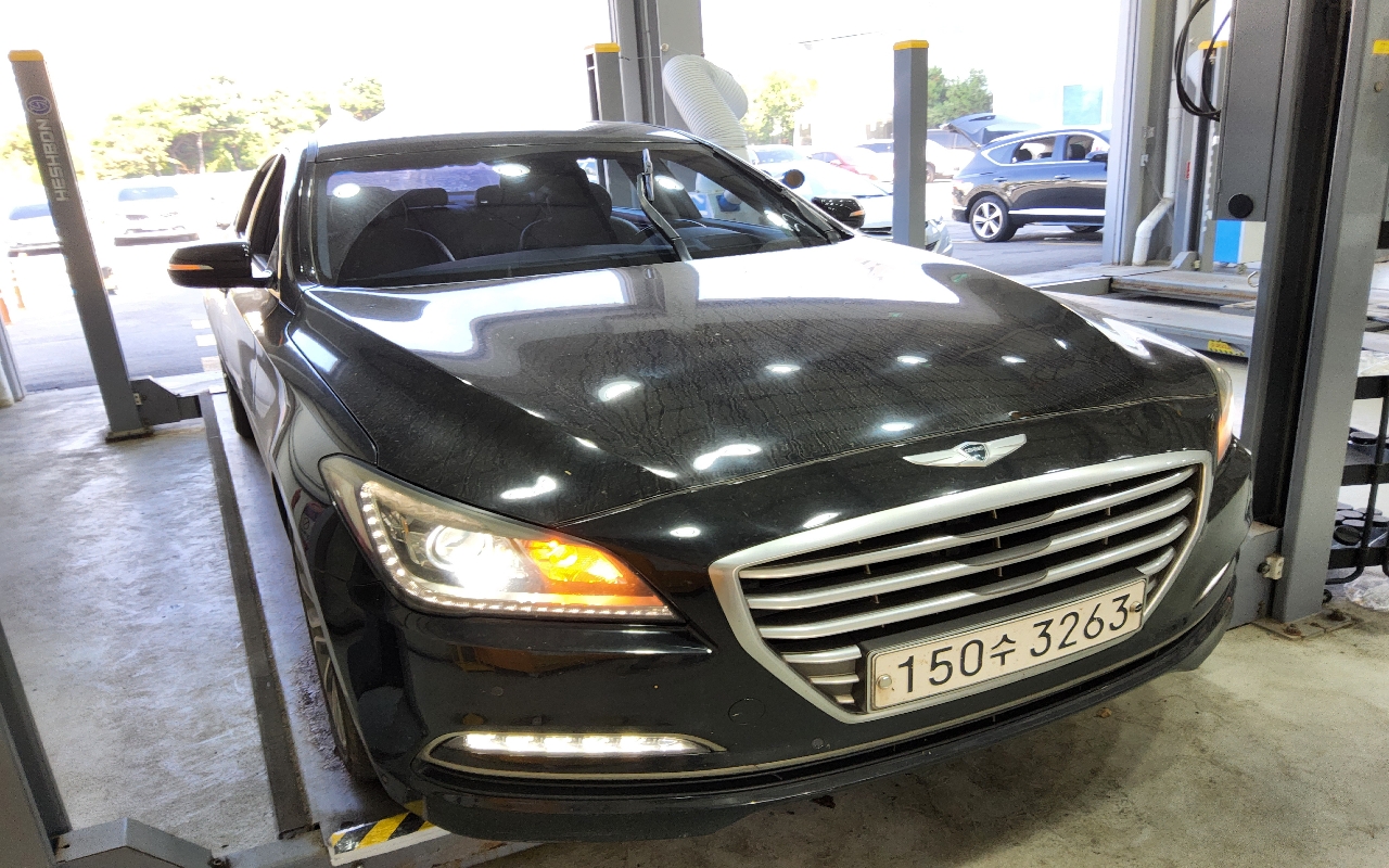 HYUNDAI Genesis DH G330 AWD