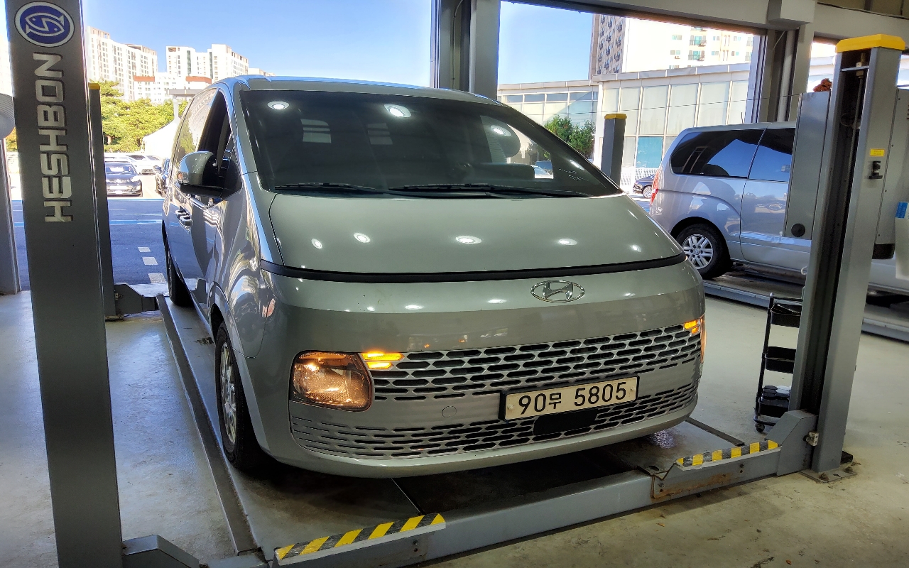 HYUNDAI Staria 2.2 Diesel Cargo 3-Seater